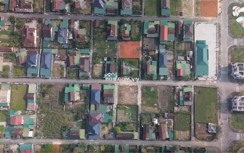 Nhiều người âm thầm gom nền quanh ROX – vì sao?